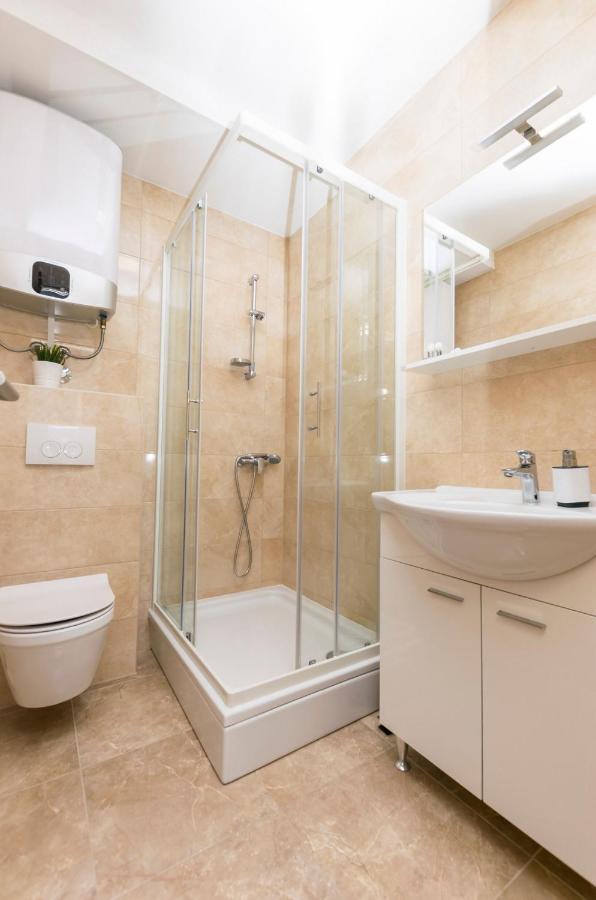 Apartments And Rooms Adriatic Suites Šibenik Екстериор снимка